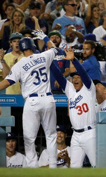 Bellinger three-run homer leads Dodgers past Twins, 6-4 (Jul 24, 2017)